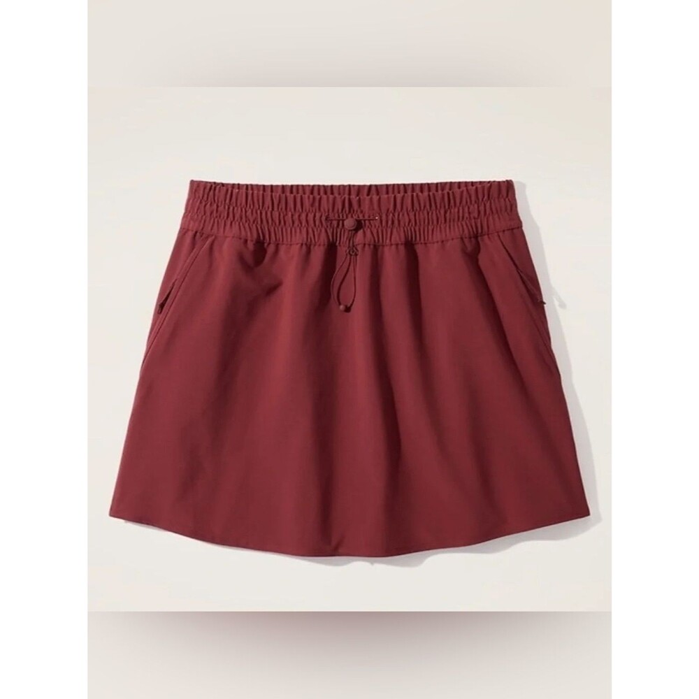 Athleta Dawn High Rise 15" Skirt Skort Color Redwood Size Medium
